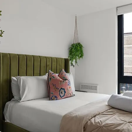 2br, Free & Secure Parking Retreat, 2br With Free Secure Parking, Near Historic Centre York