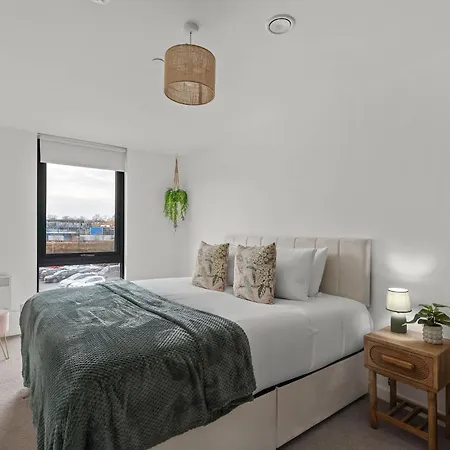 2br, Free & Secure Parking Retreat, 2br With Free Secure Parking, Near Historic Centre * Γιορκ