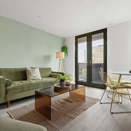 Apartament 2br, Free & Secure Parking Retreat, 2br With Free Secure Parking, Near Historic Centre York